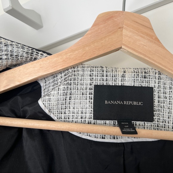 Black and white short blazer - Picture 5 of 5